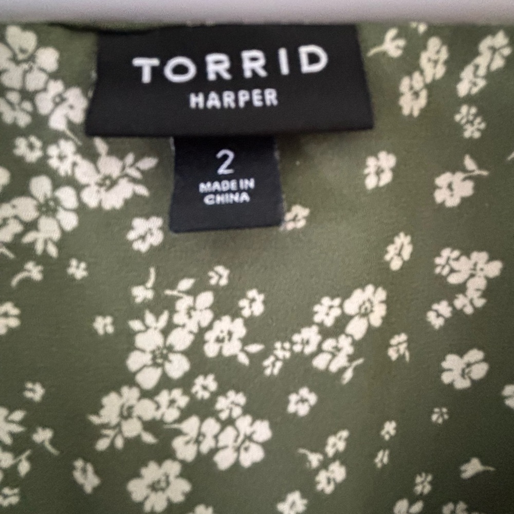 Torrid Olive Floral Blouse - Picture 2 of 4